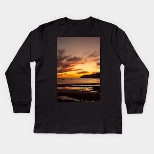 Sunset at Tryphena. Kids Long Sleeve T-Shirt